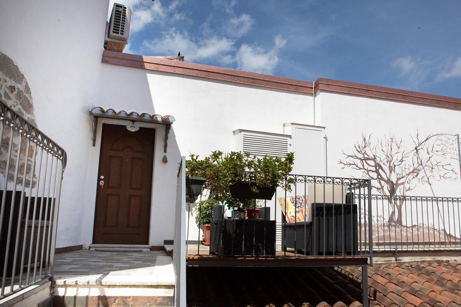 La Casa Del Corso Bed & Breakfast Orgosolo Exterior photo